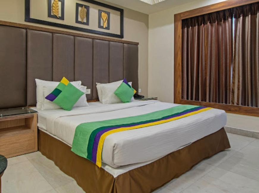 Hotel Imperial Park Sector 45 Ґурґаон Екстер'єр фото