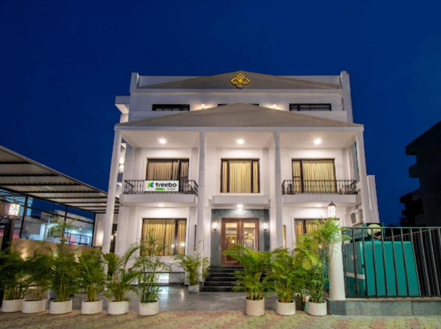 Hotel Imperial Park Sector 45 Ґурґаон Екстер'єр фото