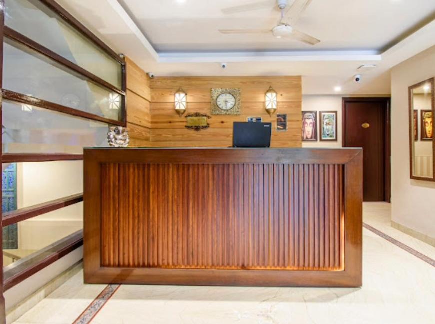 Hotel Imperial Park Sector 45 Ґурґаон Екстер'єр фото